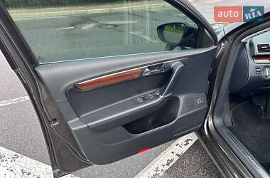 Седан Volkswagen Passat 2013 в 