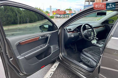 Седан Volkswagen Passat 2013 в 