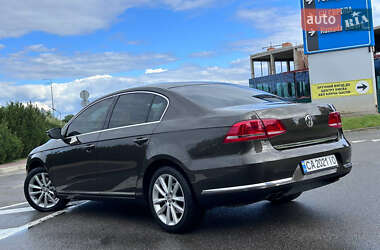 Седан Volkswagen Passat 2013 в 