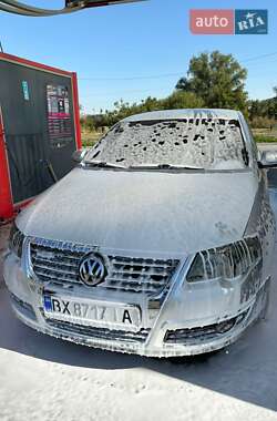 Седан Volkswagen Passat 2005 в 