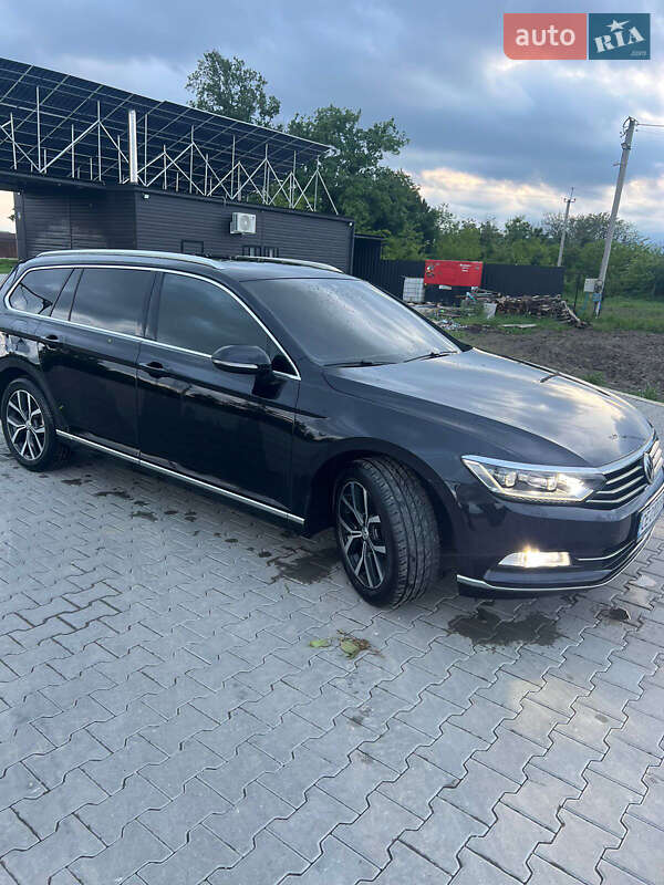 Универсал Volkswagen Passat 2015 в Черновцах