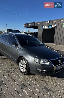 Универсал Volkswagen Passat 2009 в Яворове