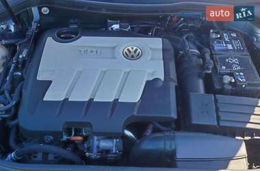 Универсал Volkswagen Passat 2009 в 
