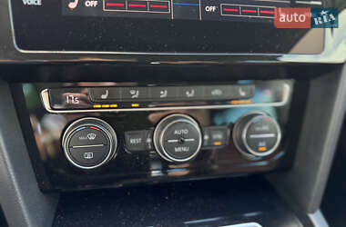 Седан Volkswagen Passat 2018 в 