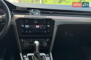 Седан Volkswagen Passat 2018 в 