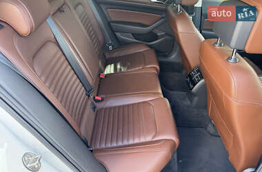 Седан Volkswagen Passat 2018 в 