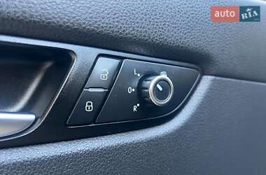 Седан Volkswagen Passat 2012 в 