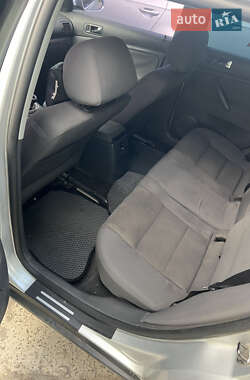 Универсал Volkswagen Passat 2004 в 