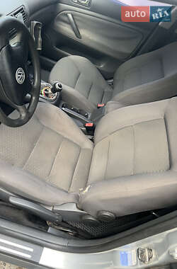 Универсал Volkswagen Passat 2004 в 