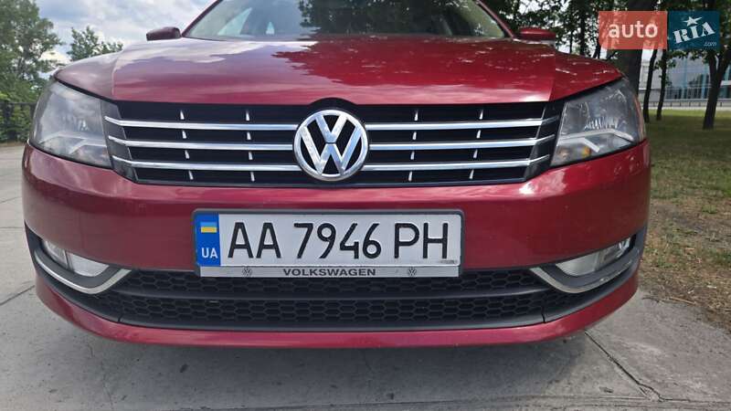Седан Volkswagen Passat 2014 в Звягеле