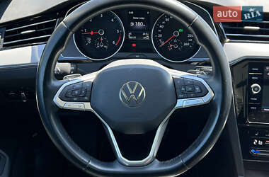 Універсал Volkswagen Passat 2021 в 