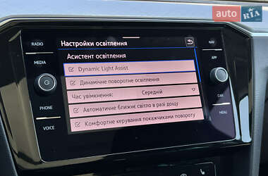 Універсал Volkswagen Passat 2021 в 