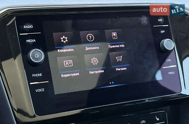 Універсал Volkswagen Passat 2021 в 