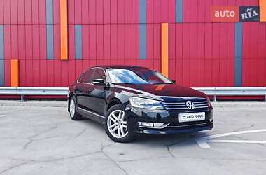 Седан Volkswagen Passat 2015 в Киеве