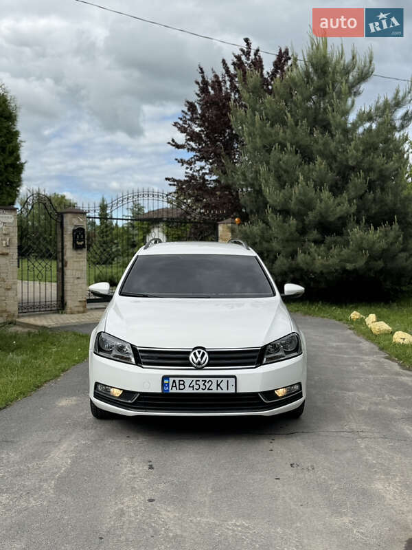 Універсал Volkswagen Passat 2013 в 