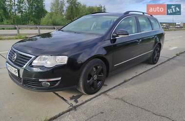 Універсал Volkswagen Passat 2008 в Житомирі