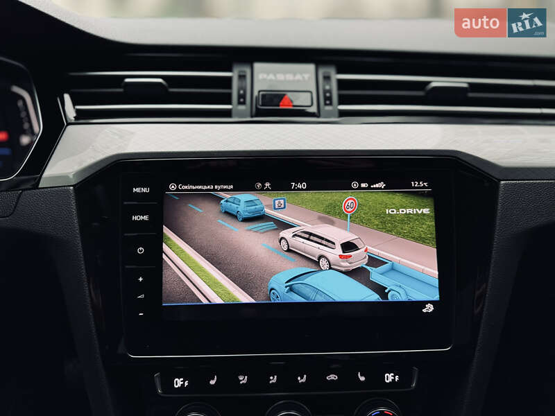 Універсал Volkswagen Passat 2019 в Львові