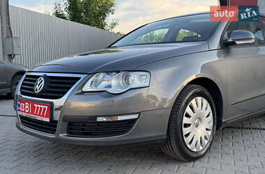 Седан Volkswagen Passat 2007 в 