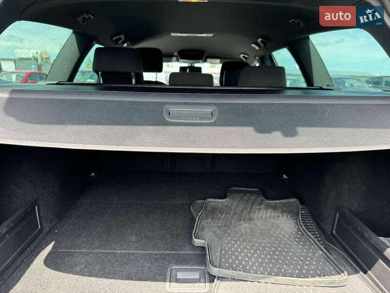 Універсал Volkswagen Passat 2014 в Житомирі