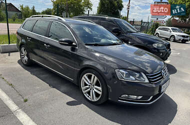 Универсал Volkswagen Passat 2014 в Житомире