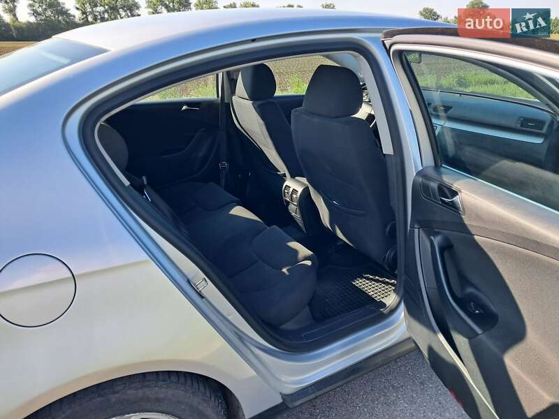 Седан Volkswagen Passat 2007 в Киеве