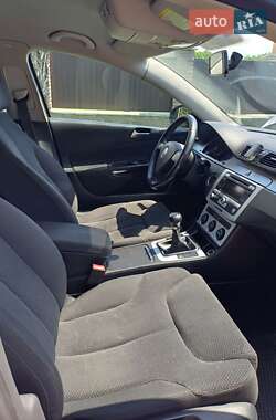 Седан Volkswagen Passat 2008 в 