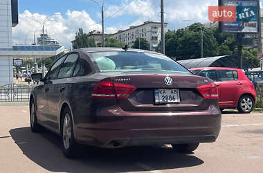 Седан Volkswagen Passat 2013 в 