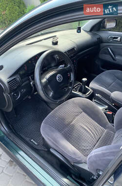 Седан Volkswagen Passat 1997 в 