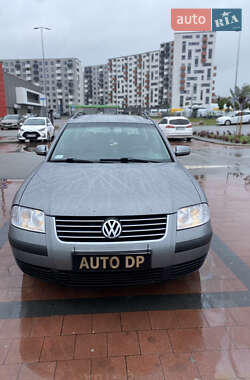 Универсал Volkswagen Passat 2002 в 