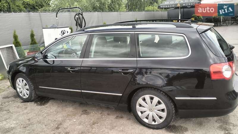 Універсал Volkswagen Passat 2008 в Тисмениці