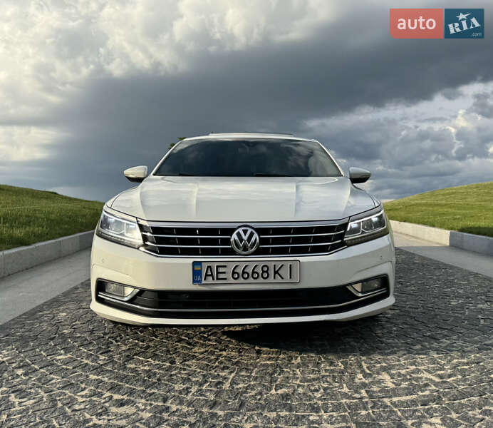 Седан Volkswagen Passat 2016 в Днепре фото 2 Седан Volkswagen Passat 2016 в Днепре