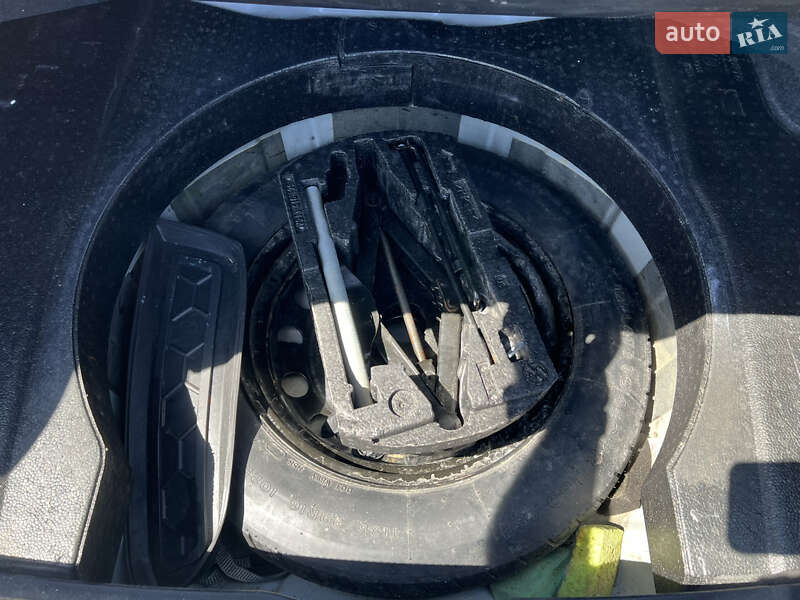 Седан Volkswagen Passat 2016 в Днепре фото 26 Седан Volkswagen Passat 2016 в Днепре