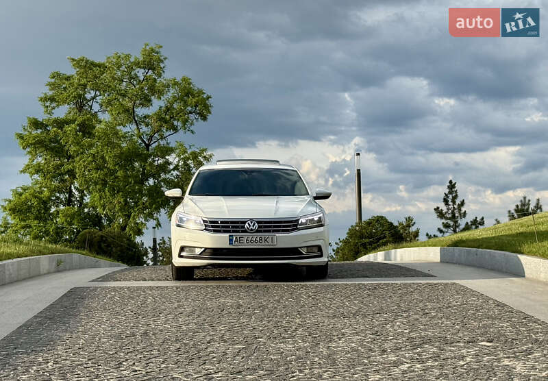 Седан Volkswagen Passat 2016 в Днепре фото 3 Седан Volkswagen Passat 2016 в Днепре