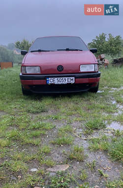 Седан Volkswagen Passat 1992 в 