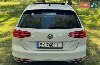 Універсал Volkswagen Passat 2015 в 