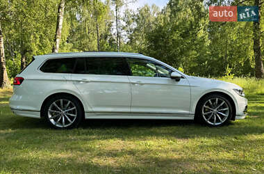 Універсал Volkswagen Passat 2015 в 