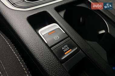 Универсал Volkswagen Passat 2015 в 