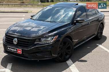 Седан Volkswagen Passat 2020 в 