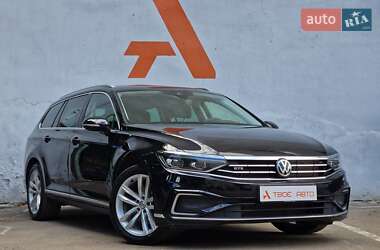 Универсал Volkswagen Passat 2020 в 
