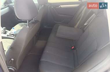 Универсал Volkswagen Passat 2012 в 