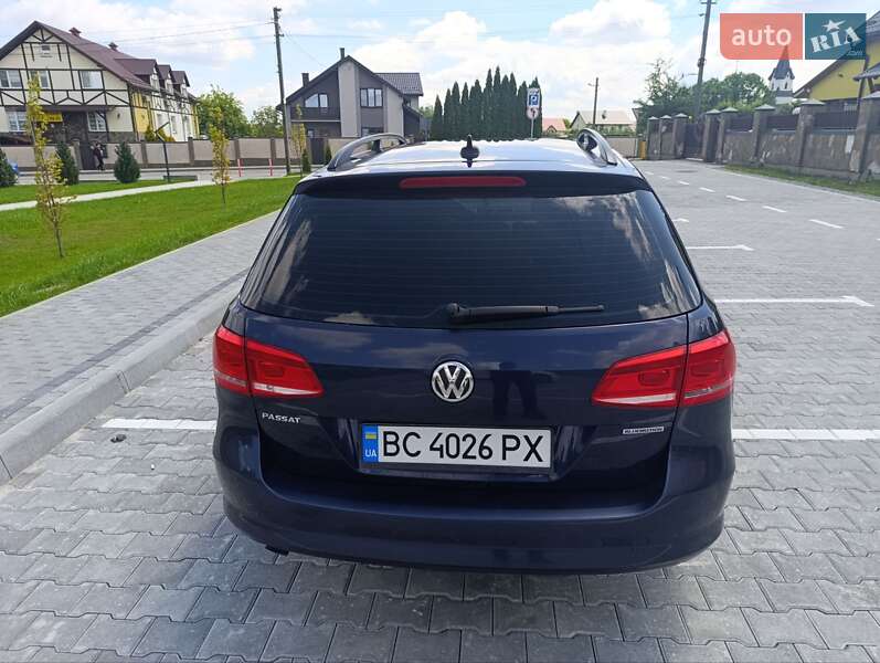 Універсал Volkswagen Passat 2012 в Львові
