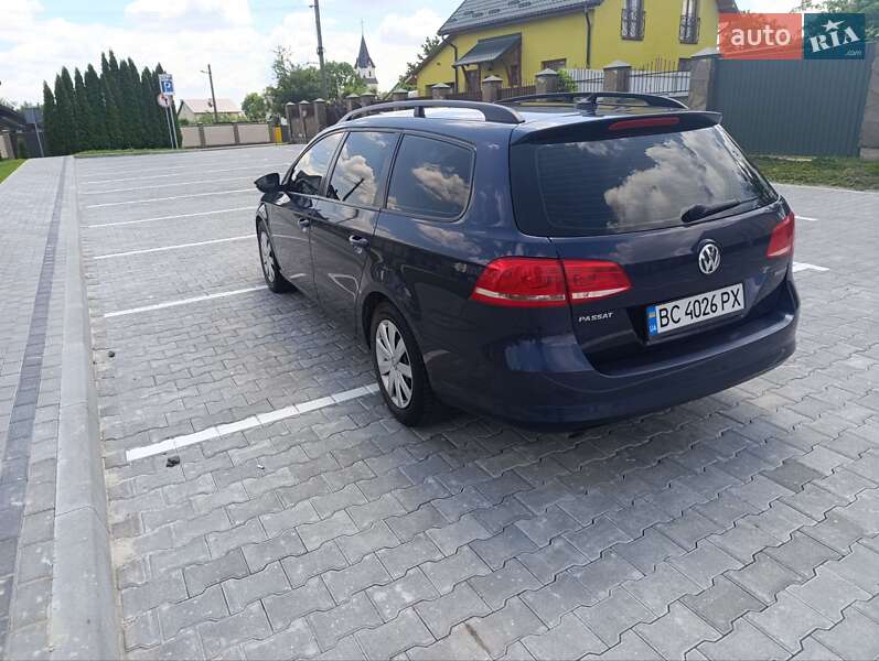 Універсал Volkswagen Passat 2012 в Львові