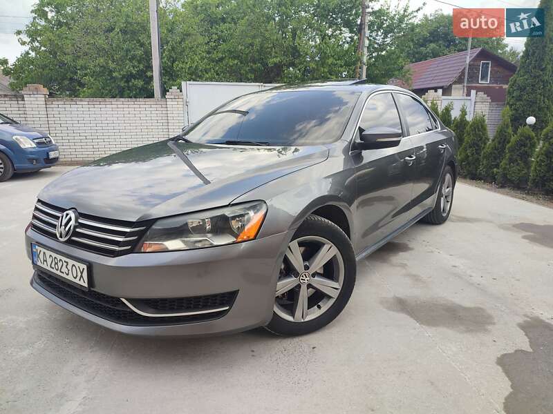 Седан Volkswagen Passat 2012 в 