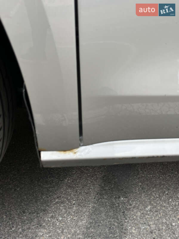 Седан Volkswagen Passat 2012 в Киеве