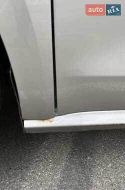 Седан Volkswagen Passat 2012 в 