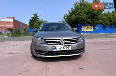 Седан Volkswagen Passat 2012 в Киеве