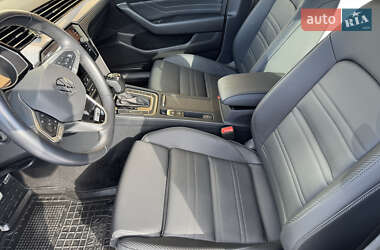 Универсал Volkswagen Passat 2022 в 