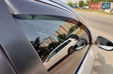 Універсал Volkswagen Passat 2014 в 