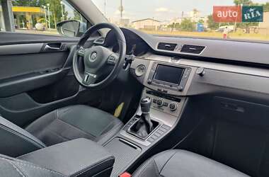 Універсал Volkswagen Passat 2014 в 