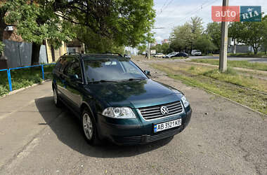 Універсал Volkswagen Passat 2001 в 
